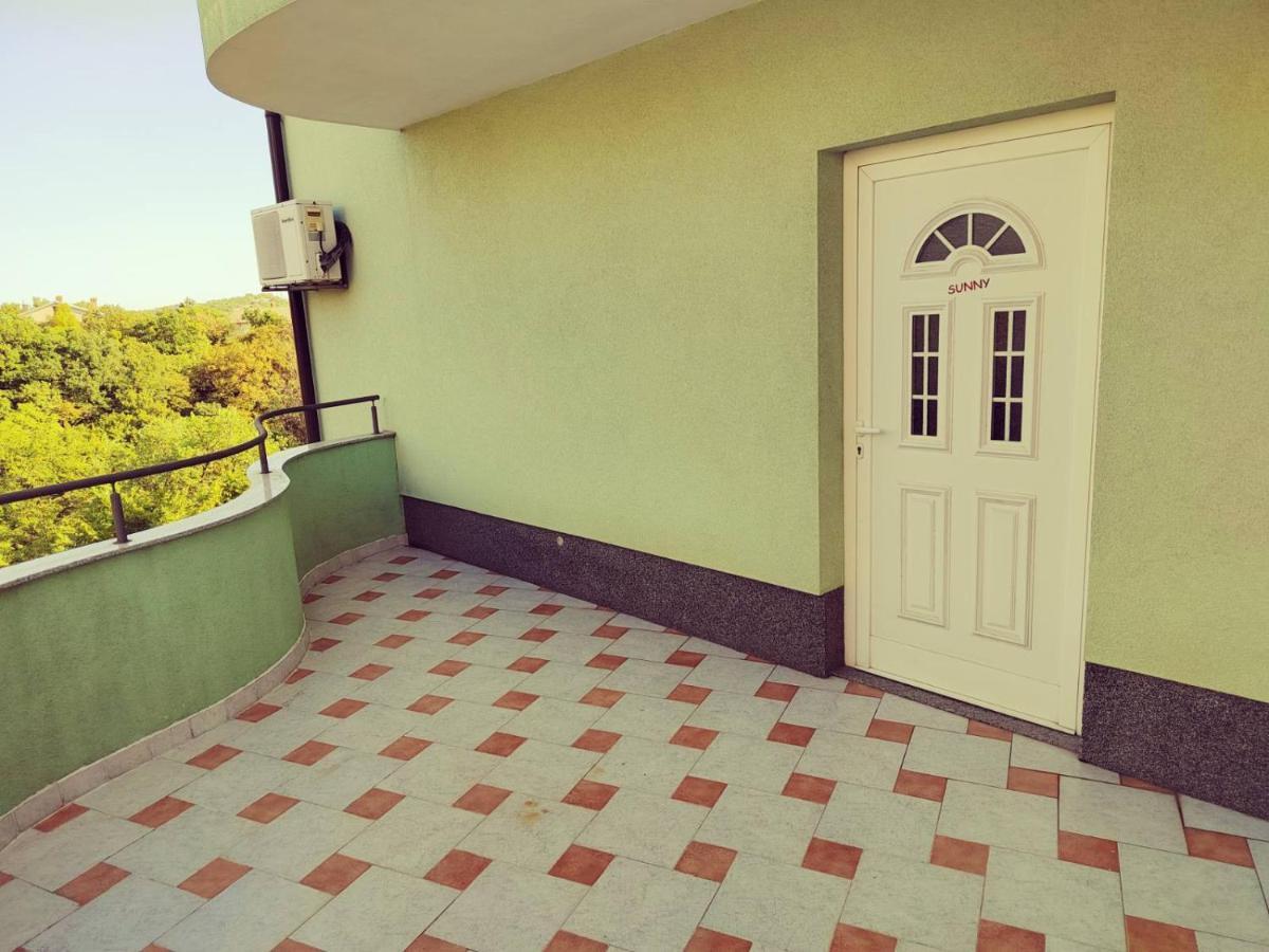 Green House Cavle Екстер'єр фото